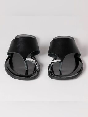 The Drop Camilla Wide Thong Sandal - Black (Women)